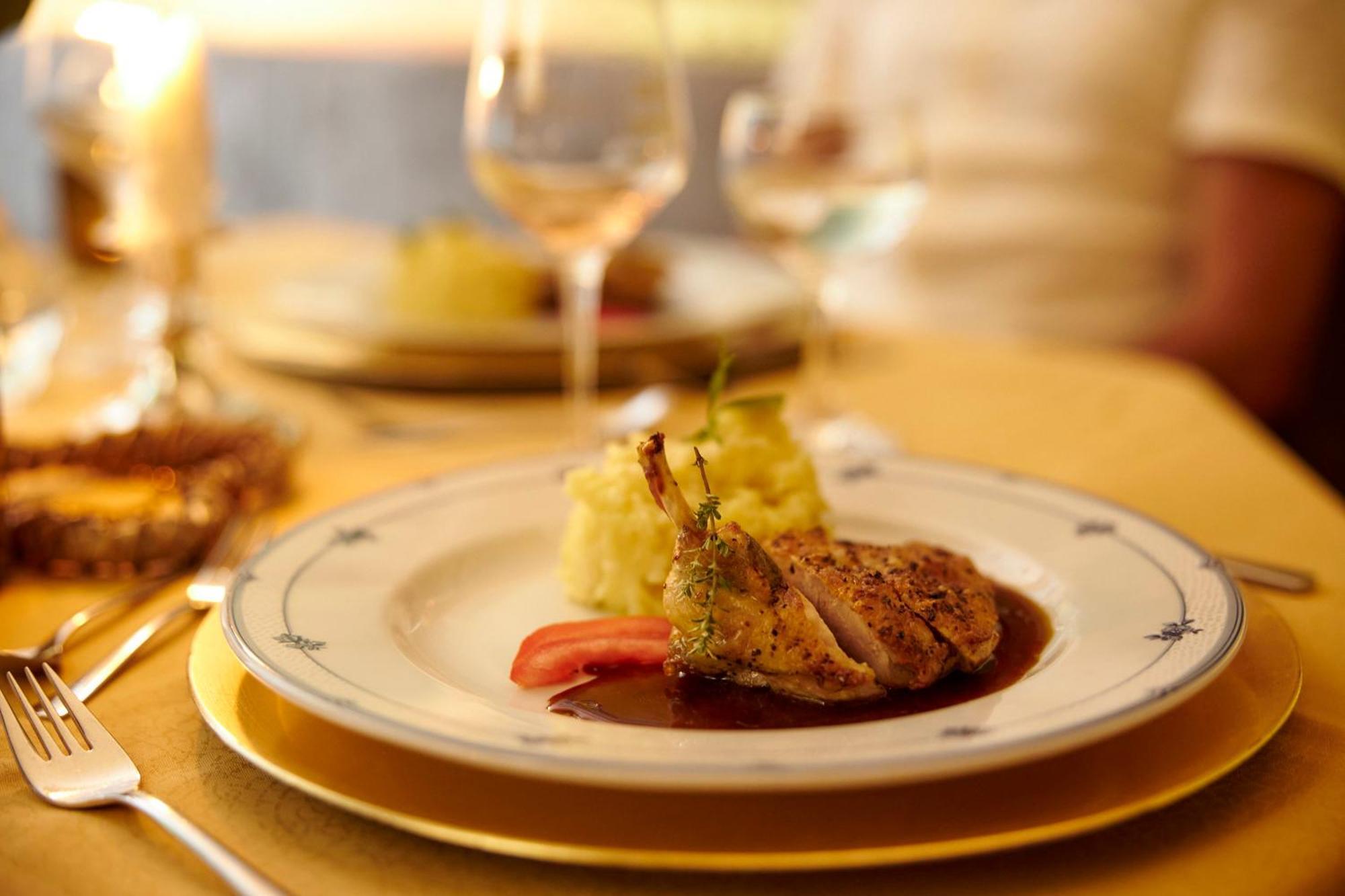 Flair Hotel Landgasthof Roger Löwenstein エクステリア 写真